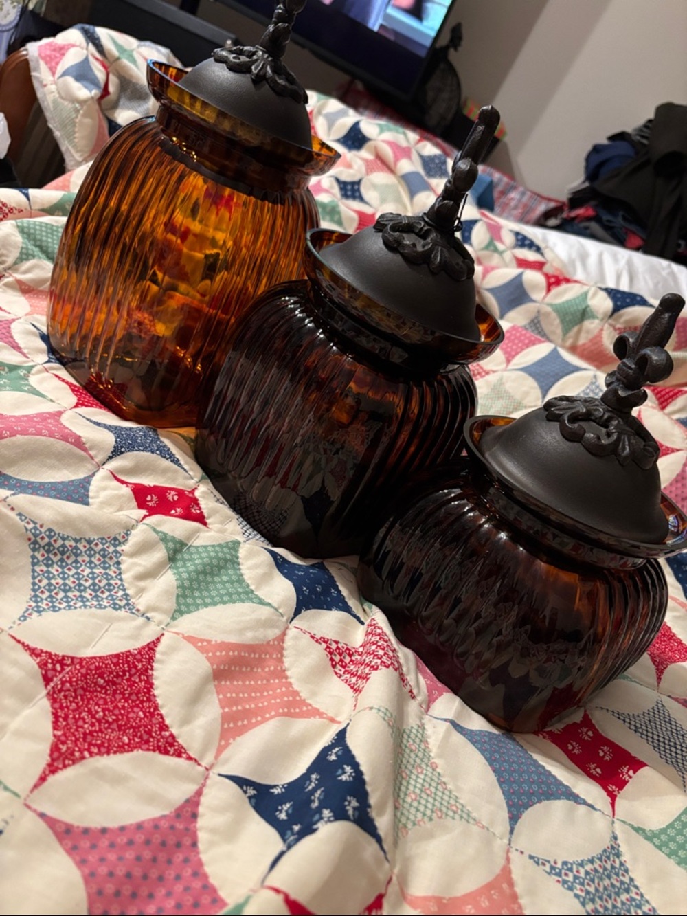 Vintage America Amber Glass Apothecary Jars with Fleur-de-Lis Lids